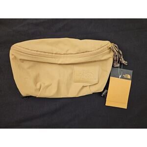 NWT THE NORTH FACE Women's Never Stop Lumbar, Kelp Tan/TNF Black
